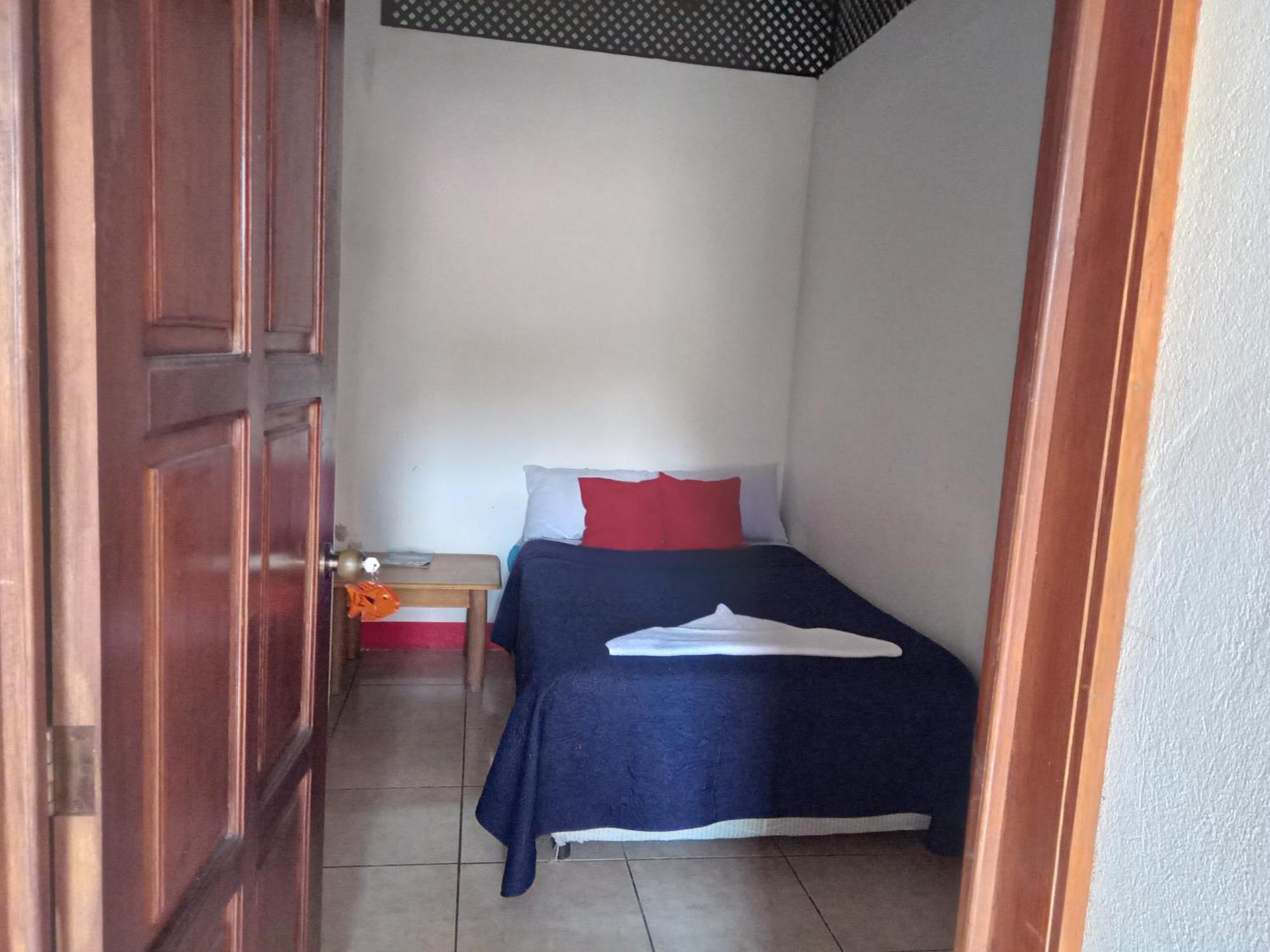 Hostal Blood Moon Rio Dulce Town Extérieur photo